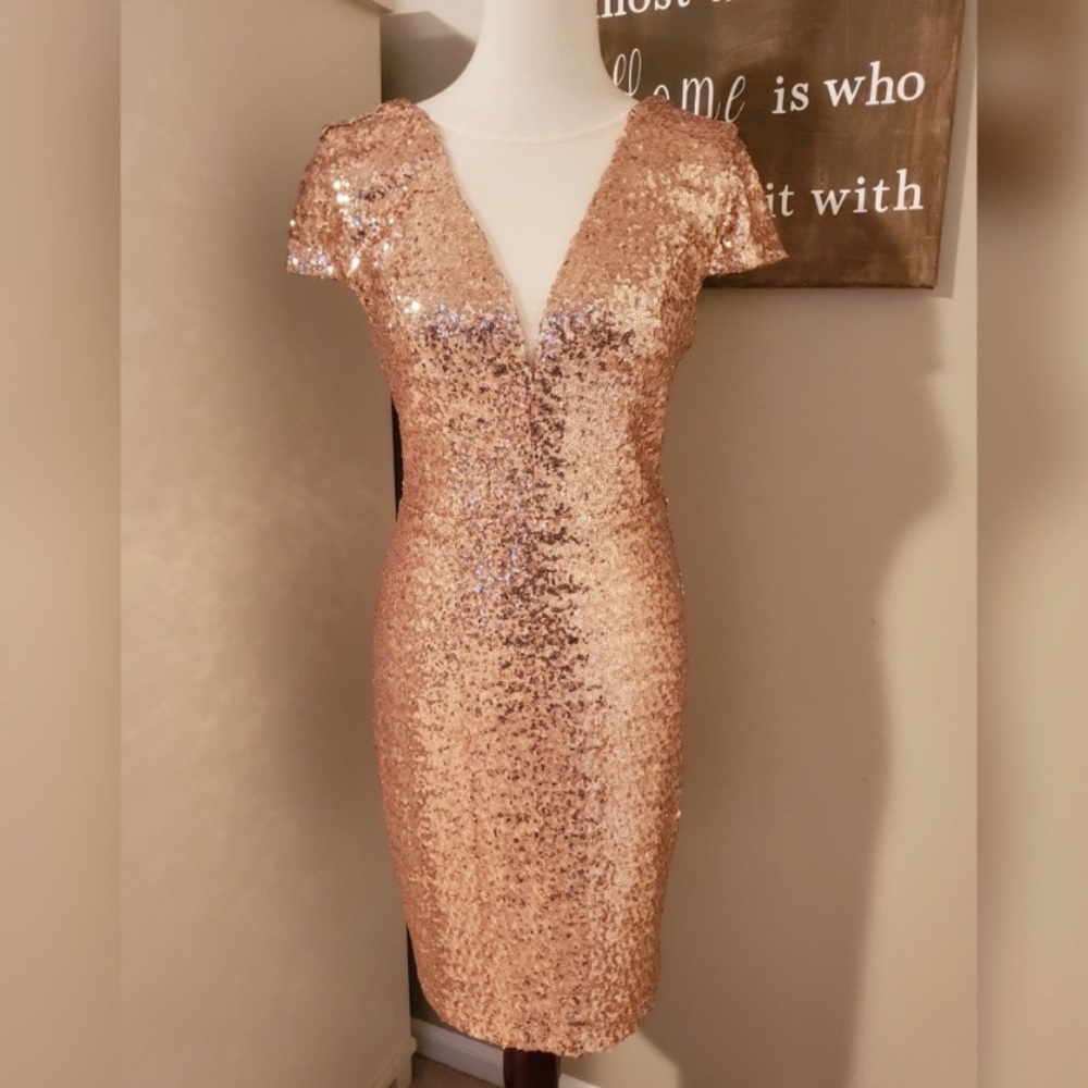 Bisou Bisou beautiful rose gold sequin dress size 10